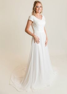 Simple Lace Chiffon Modest Wedding Dresses With Cap Sleeves v Neck Buttons Back Sequined Appliques Women Country Western lds Bridal Gowns