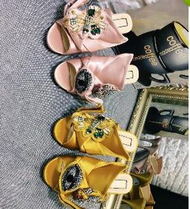 Hot Sale-2018 New Spring Summer Shoes Woman Chic Crystal Slippers Slik Upper Butterfly-knot Peep Toe Slippers Tide Designer Mujer Heels