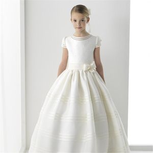 Abiti Baby Infant Vintage Ivory delle ragazze di fiore del bambino Battesimo vestiti con Tutu degli abiti di sfera di compleanno Party Dress