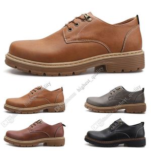 Moda Grandi dimensioni 38-44 scarpe da uomo in pelle da uomo nuove soprascarpe Scarpe casual britanniche spedizione gratuita Espadrillas Quarantadue