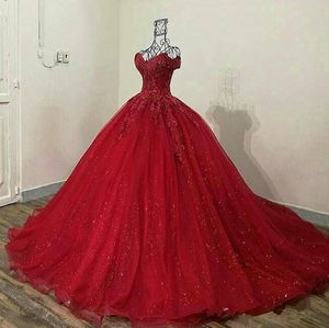 Imagem real Red escura Quinceanera Ball Sweetheart Lace ApppliUqes Plus Tamanho formal Sweet 16 Dresses Sweep Train Prom Prompurs