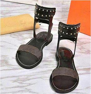 상자 A84 핫 세일 여름 로마 Sandalias Sandalen 힐 정품 가죽 비치 오픈 발가락 중공 크기 35-40