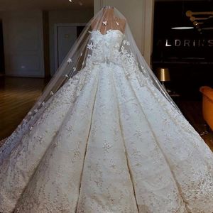 Luxury Lace Ball Gown Bröllopsklänningar Sweetheart Robe de Mariée Dubai Beaded Wedding Dress Bridal Gowns Custom Gjorda