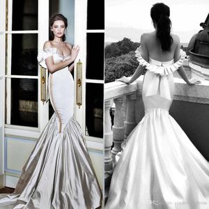 Sexig Off Shoulder Ruched Ruffles Mermaid Bröllopsklänningar Satin Backless Plus Storlek Arabiska Bröllopsklänning Bröllopklänningar Vestidos de Novia