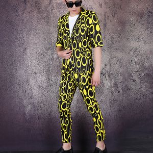 Tide Men Nightclub Performance Suits Yellow Dots Pattern Short Sleeve Blazer Pants 2 Pieces Summer Slim Set Singer Host Performance Costumes