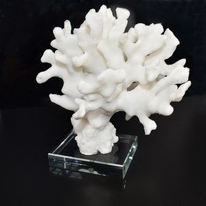 Neu Kam großhandel-Mascarello White Branch Korallenskulptur mit Base Home Decor Statuen Dekorative Akzent Sea Beach Theme Crafts Dekoration