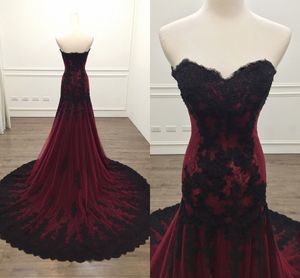 Abiti da ballo a sirena in pizzo nero in velluto bordeaux 2022 Abiti da sera eleganti moderni senza spalline Vestido De Novia Abito da cerimonia lungo da donna