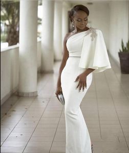 Suknie wieczorowe Biały One Ramię Pół Rękawy Mermaid Formalne Frezowanie Afryki Dubai Kobiety 2019 Długa Płaszcza Prom Robe De Soiree Suknia