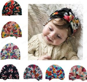 Cappelli morbidi per neonati Cappelli in cotone con stampa floreale con fiocco annodato Cappelli per bambini India Cappelli per turbante per neonati