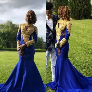 High Neck Long Sleeves Mermaid Prom Dresses Royal Blue Gold Lace Appliques Slim 2019 Modest Partykleider für besondere Anlässe Günstiges Abendkleid