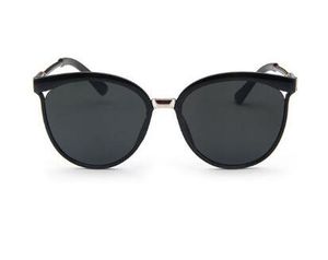 Atacado-Vintage Cat Eye Sunglasses Mulheres de alta qualidade da marca Designer de moda óculos de sol para homens retro espelho Eyewear