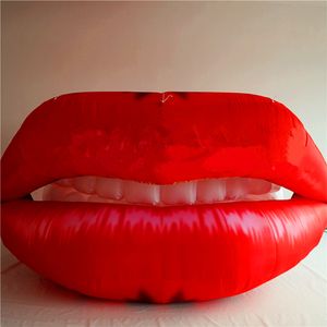 Lábios infláveis vermelhos por atacado com tira para palco de eventos da cidade ou decoração de boate de festa de casamento