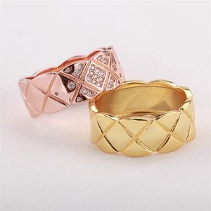 Совершенно новые роскошные ювелирные изделия 925 стерлингового серебряного золота заливают круг кольцо Pave White Sapphire CZ Diamond Woman Wedding Bridal Ring подарок