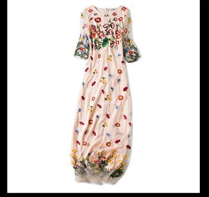2019年夏のデザインデスムス女性のOネック3/4スリーブ刺繍エレガントな長い滑走路ドレス1