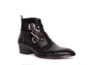 2019 Novos homens de couro de patente botas fivela cinta Botas zip up Botas de Tornozelo Homens tendências Outono Botas pretas