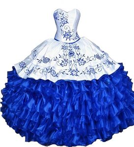 2019 moderno Royal Blue Ricamo a buon mercato Quinceanera Prom Dresses Ruffles Satin Organza Sweet 16 Abiti Abiti Abiti da ballo Vestidos de Baile Party
