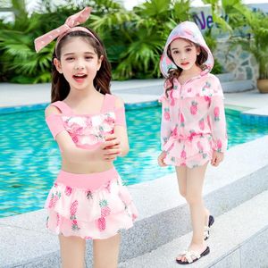 Flickor söta bikinis baddräkter Lovely Print Swimwear Kids Summer Pink Yellow Bathing Suit 3pcs / set Gratis frakt