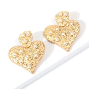 Mode-Perlen-Charme-Ohrringe für Frauen, goldene Legierung, Perlen-Ohrstecker, Mädchen, westlicher Luxus-Schmuck, Abendkleid-Zubehör, kostenloser Versand