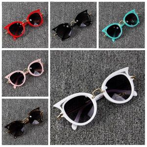 Okulary przeciwsłoneczne Dzieci Cat Eye Sun Okulary Dzieci Podróżuj Plaża UV400 Okuloczelopy Girl Cute Shades Chłopiec Okulary Gogle Party Prezent Tzyq1161