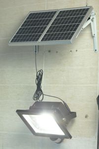 50W Solar обнаружено движение безопасности света 6000K Белый датчик движения сигнальная лампа водонепроницаемый IP65 ночного видения заполняющий свет для CCTV камеры