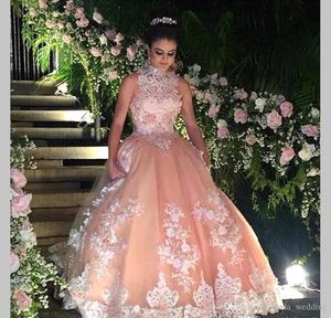 2019 Chic Lace Ball Gown Quinceanera Klänning High Neck Sheer Sweet 16 Ages Lång tjejer Prom Party Pageant Gown Plus Size Custom Made