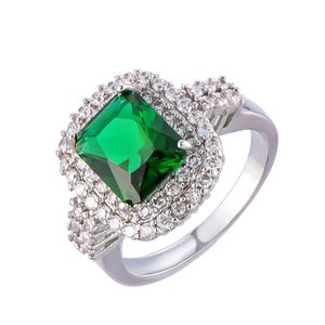 Brillant Green Zircon Paved Romantic Wedding Party Ring 18K Vitguld Fylld Vackert Finger Band Womens Ring