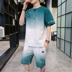 Gradient Sommar Kortärmad Mens Passar Fashion Casual Entertainment Tracksuits Designer Male Pocket Tshirts Pants 2PCS Kläder