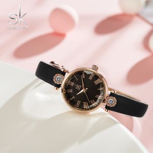 Shengke高級女性の時計クォーツレザーストラップクロッククリスタルダイヤル装飾防水レディース腕時計レリーゴーフェミニーノ