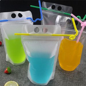 100pcs Clear Drink Pouches Bags frosted Zipper Stand-up Plastic Drinking Bag with straw with holder Reclosable Heat-Proof for liquid Juice