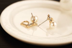 Wholesale- fashion luxury designer Letter diamond rhinestone pearl 18k gold stud earrings for woman silver pin