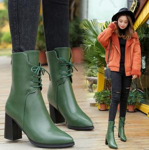 Moda Kobiety Kostki Buty Grube Obcasy Winter Buty Kobiet Najnowszy Spioste Toe Damskie Buty Marka Lace Up Martin Boot