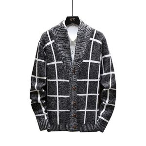 Suéteres para hombre Suéter para hombre de gran tamaño 2021 para hombres Casual Male Buttondown Jersey Plaid Stripe 3 Colores Asian M-3XL