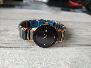 Hot Sale New Fashion Gold och Ceramic Watch For Women Quartz Rörelse Klockor Lady Wristwatch RD021