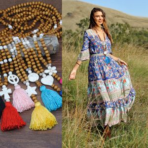 Färgglada Tassel Wood Bead Woven Vintage Etnisk Bohemian Boho Halsband Handgjord Hjärtstjärna Natur Sten Långtröja Halsband Present