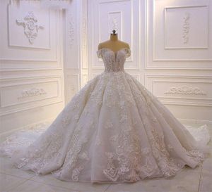 Luxuriöses Dubai-Brautkleid mit glitzernden Perlen, schulterfrei, Ballkleid, 3D-Blumen, Spitze, appliziert, Prinzessin, Vintage, arabische Hochzeit, Brautkleider