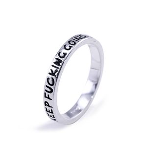 Moda Spersonalizowany Inspirujący Pierścień Letter Keep Fucking Chodzenie 925 Silver Ring Gifts dla kobiet Rozmiar 6 7 8 9 10