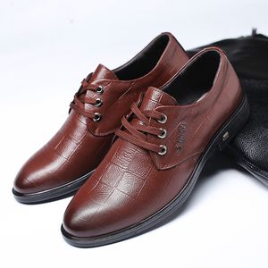 2020 New Black Mens 웨딩 로퍼 남성 비즈니스 신발 가죽 형식 신발 남성 사무실 옥스포드 신발 zapatos de vestir para hombre