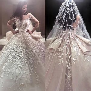 Koronkowe Suknie Balowe 2020 Suknie ślubne Krótki Rękaw 3D Kwiatowe Koraliki Appliqued Suknie Suknie Bridal Court Train Plus Rozmiar Robe Mariage