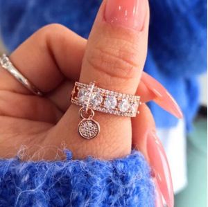 Luxus Weiblichen Kristall Diamonda Ring Einzigartige Stil Mode Rose Gold Silber Schmuck Vintage Hochzeit Ringe Für Männer Und Frauen