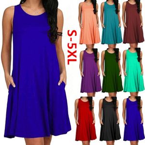 Kvinnor Casual Summer Dress Plus Storlek O-Neck Tank Top Loose Clothes Side Pocket Fashion Sexiga Ladies Solid Ärmlös Klänningar 5XL MX190725