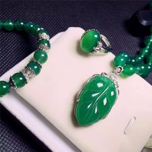 Fine Jewelry Silver Inlaid Natural Green Chalcedony Leaves Pendant Necklace Ring Bracelet Set Gifts
