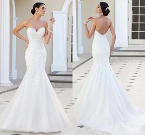 2020 Modest Lace Mermaid Wedding Dresses Sweetheart Strapless Appliques Tulle Backless Wedding Gowns Cheap Beach Church Bridal Dress