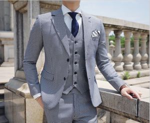 Красивый Две кнопки Groomsmen Нотч Groom Tuxedos Мужские костюмы венчания / Prom / Dinner Best Man Blazer (куртка + брюки + Tie + Vest) W97