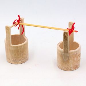 Ücretsiz nakliye zanaat Bambu örgü kepçe El Küçük kova Performans oyuncak bambu ürün anaokulu Çal ev oyuncak Özellikleri