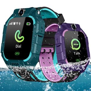 Q19 Smart Watch Wateproof Kids Smart Watch LBS Tracker Smartwatches SIM -Kartensteckplatz mit Kamera -SOS für universelle Smartphones in Box