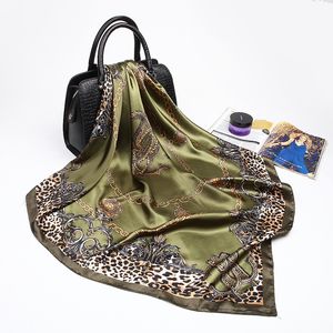 Mode-Rosa Leopard Hijab Schal Frauen Seidenschals Foulard Quadratischen Kopf Wraps 2017 Neue Mode Schal Hersteller 90*90 cm