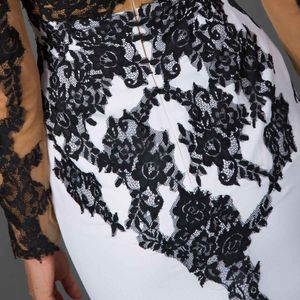 Långärmad sjöjungfru aftonklänningar applikationer svart spets svep tåg formell festklänning för kvinnor prom klänningar209a