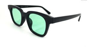 Оптово-Мода Корея Стиль Цветные линзы Солнцезащитные очки от дизайнеров площади Vintage солнцезащитные очки UV400 10pcs / lot