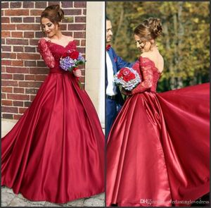 Satin sexy erstaunliche rote Hochzeitskleider gegen Nacken von der Schulter mit langen Spitzen Ärmeln bodenlange Brautkleider Robe de Mariee Prinzesesse