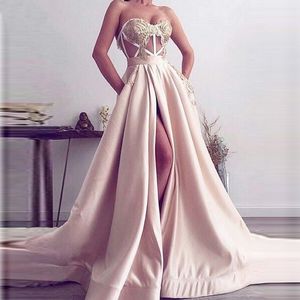 Seksowne Różowe Prom Dresses Długie Ilusion Aplikacje Koronki Wysokiej Split Wieczór Party Wear Celebrity Dress Runway Party Suknie Custom Made